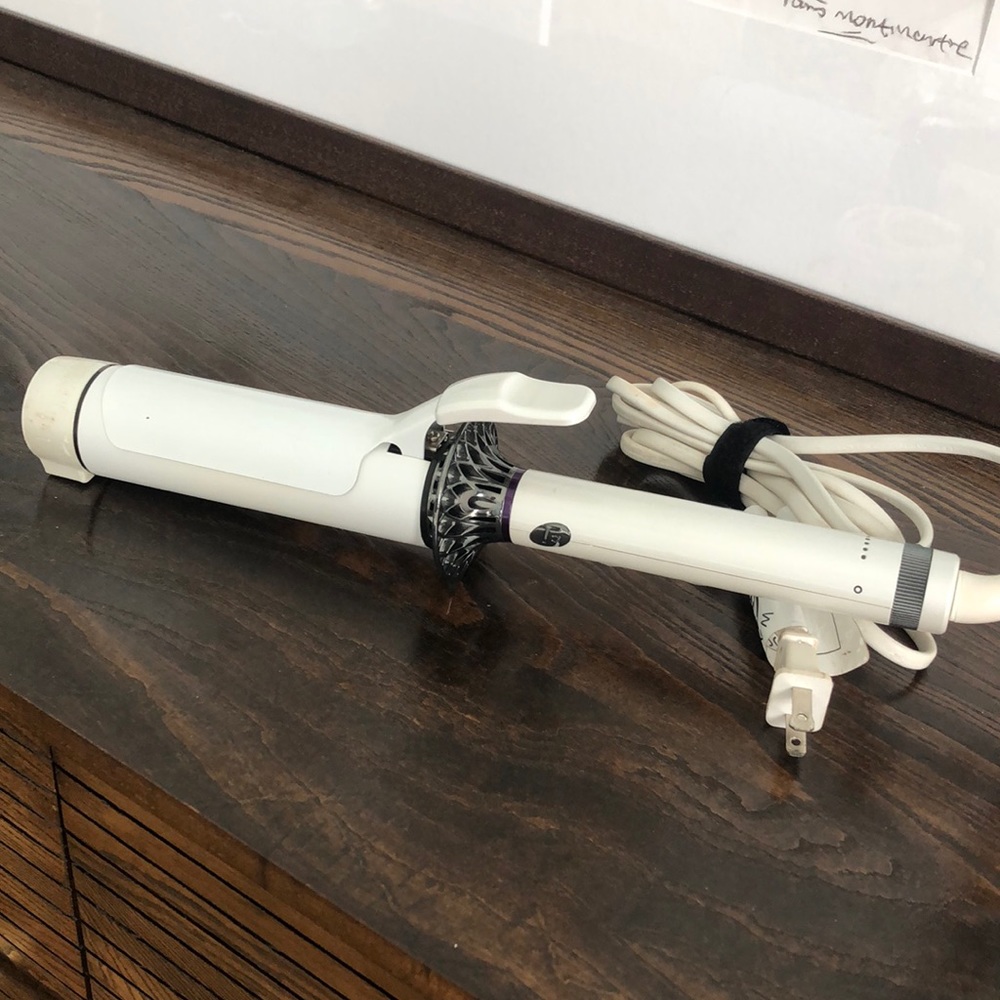 T3 Bodywaver 1.75 inch curling iron